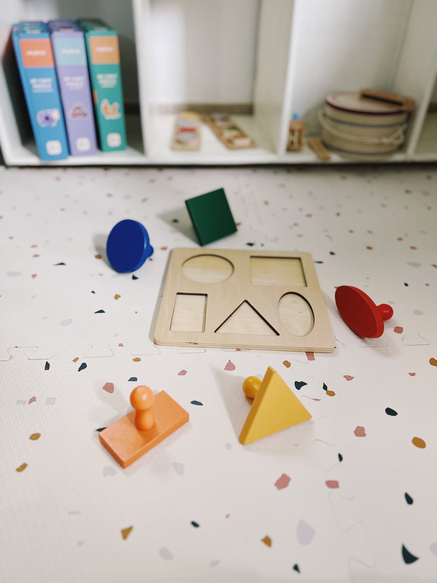 Puzzle Montessori - Formes et Couleurs