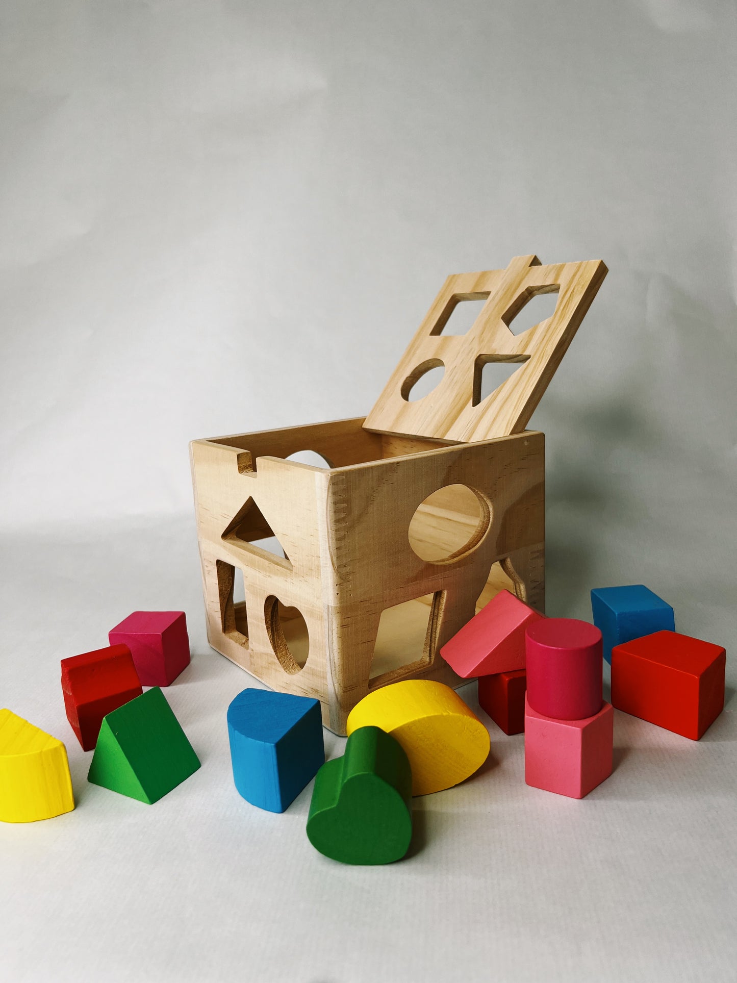 Formes, Couleurs et Tailles – Coffret d’Apprentissage